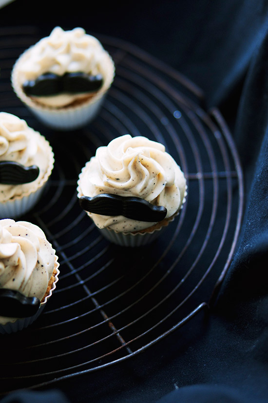 movember cupcakes