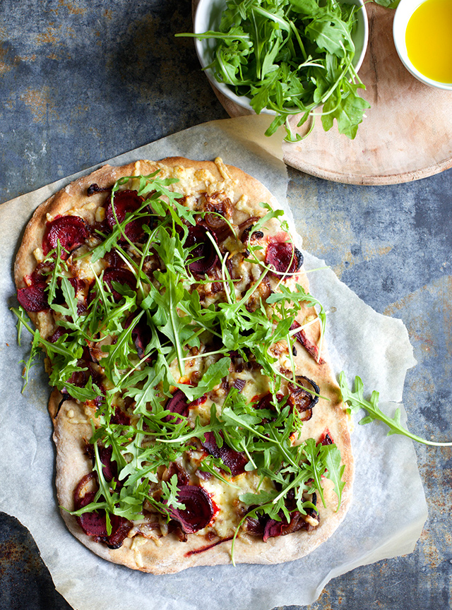 Pizza med rødbede