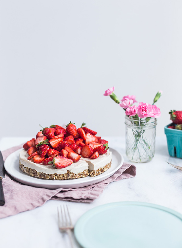 cake with cashews