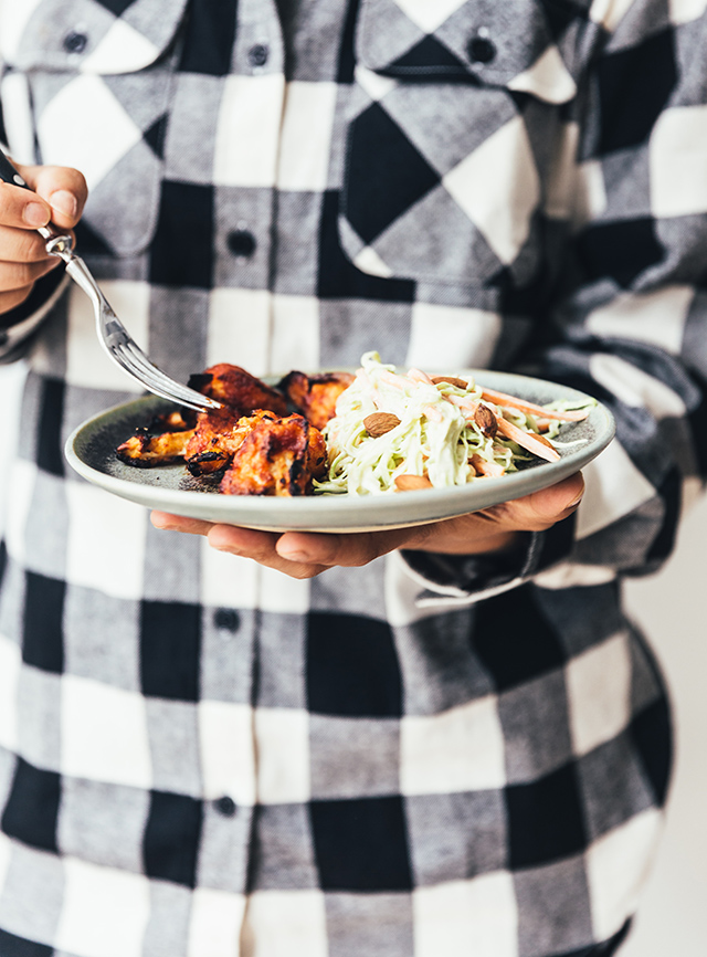 ristet brød Shipwreck kartoffel BBQ-blomkål med coleslaw - The Food Club